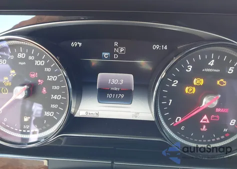 2017 Mercedes-Benz E 300 z USA, uszkodzony, nr VIN WDDZF4JB2HA189551